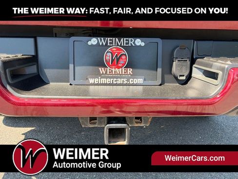 Used 2021 RAM 1500 Laramie w/ Sport Appearance Package AWD/4WD image 9