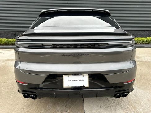 Certified 2025 Porsche Cayenne GTS image 12