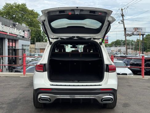 Used 2020 Mercedes-Benz GLB 250 4MATIC image 29