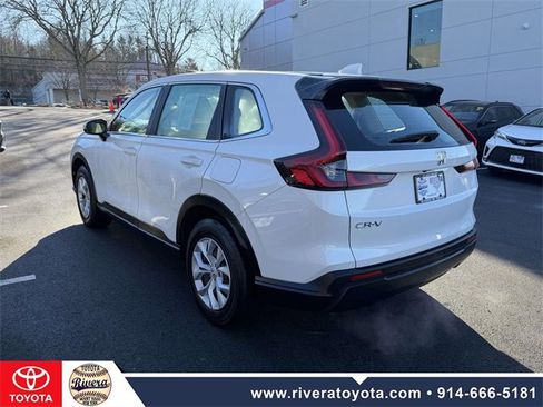 Used 2023 Honda CR-V LX image 7