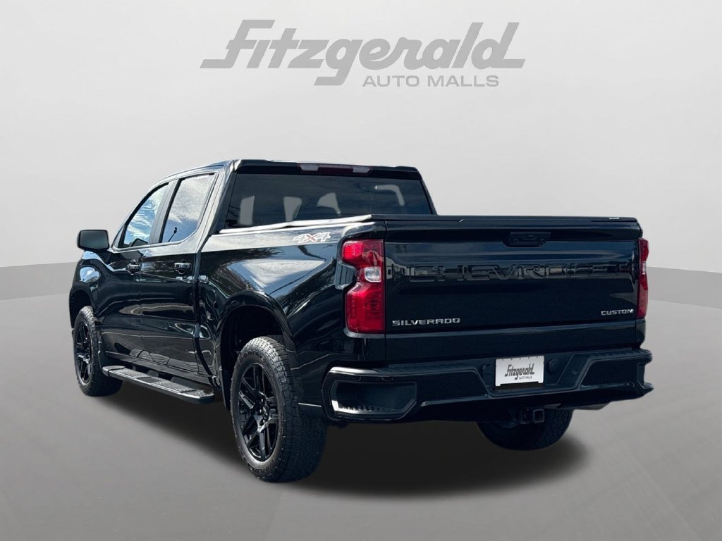 Used 2023 Chevrolet Silverado 1500 Custom AWD/4WD image 17