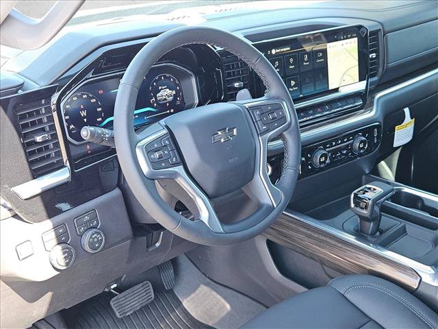 New 2026 Chevrolet Silverado 1500 RST w/ Z71 Off-Road Package AWD/4WD image 3