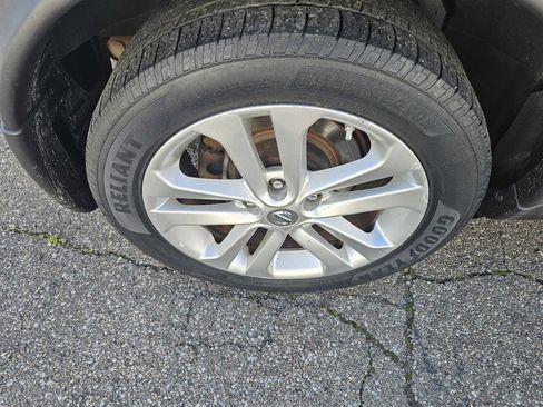 Used 2014 Nissan Juke SV AWD/4WD image 24