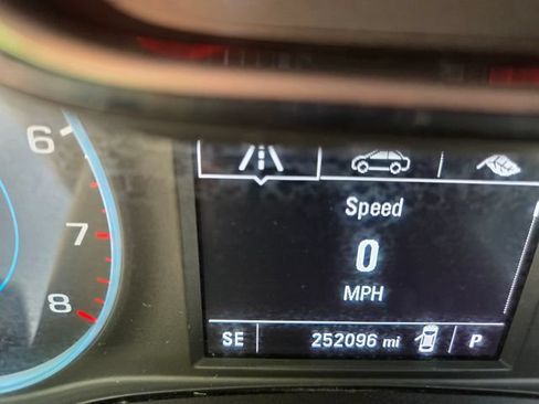 Used 2016 Chevrolet Cruze LT w/ Convenience Package FWD image 21