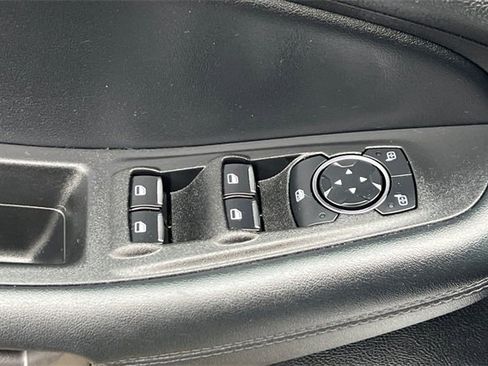 Used 2024 Ford Edge SE w/ Black Appearance Package image 15