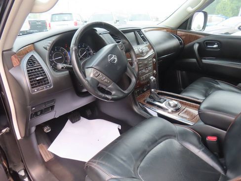 Used 2018 Nissan Armada SL w/ Moonroof Package AWD/4WD image 11