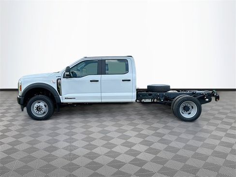 New 2025 Ford F550 4x4 Crew Cab image 3