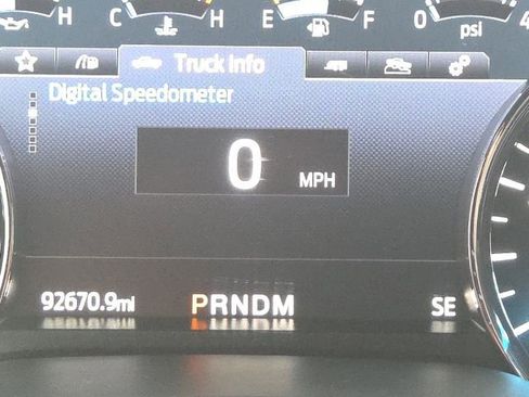 Certified 2022 Ford F250 Lariat w/ Chrome Package image 47