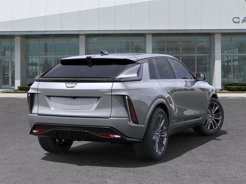 New 2026 Cadillac Lyriq V image 4