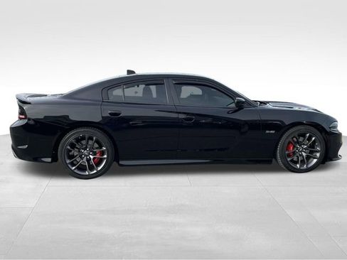 Used 2023 Dodge Charger R/T w/ Performance Handling Group image 8