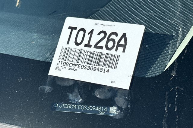 Used 2025 Toyota Corolla LE FWD image 16