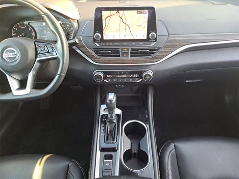 Used 2022 Nissan Altima 2.5 SL image 11