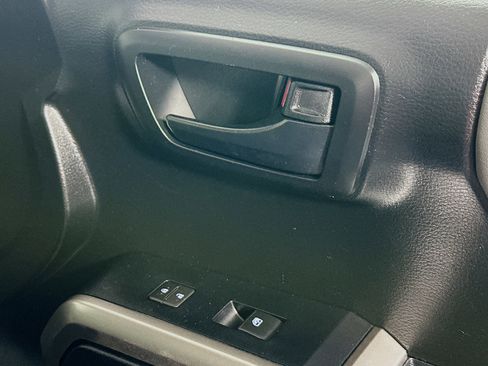 Used 2021 Toyota Tacoma SR5 image 28