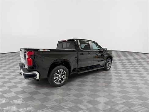 Certified 2025 Chevrolet Silverado 1500 LT w/ Convenience Package II image 11