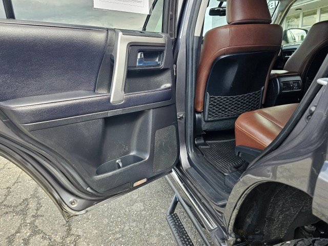 Used 2019 Toyota 4Runner Limited AWD/4WD image 21