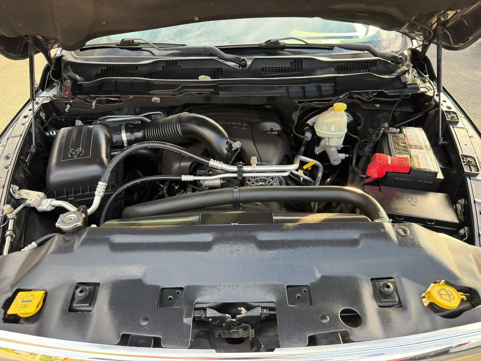 Used 2016 RAM 1500 Laramie w/ Convenience Group AWD/4WD image 34
