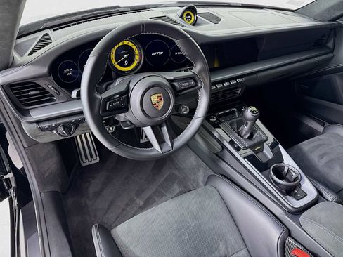 Certified 2024 Porsche 911 GT3 RWD image 4