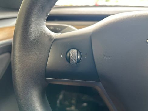 Used 2023 Tesla Model 3 Standard Range RWD image 42
