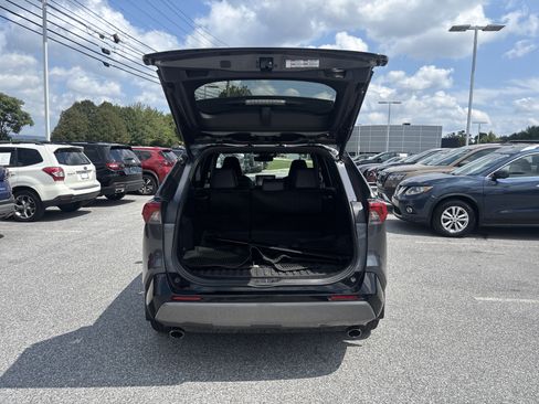 Used 2021 Toyota RAV4 XSE AWD/4WD image 27