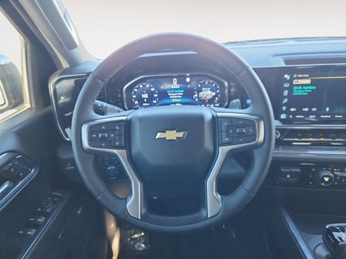 Used 2023 Chevrolet Silverado 1500 LTZ w/ LTZ Premium Package image 12