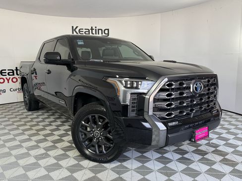 Used 2023 Toyota Tundra Platinum AWD/4WD image 3