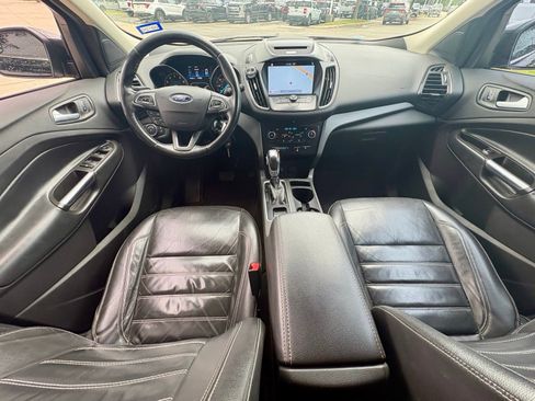 Used 2018 Ford Escape SEL FWD image 11