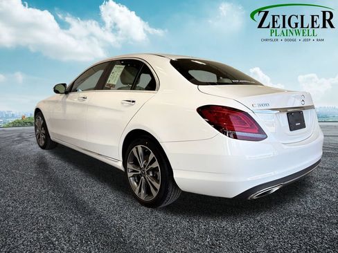 Used 2021 Mercedes-Benz C 300 4MATIC Sedan image 3