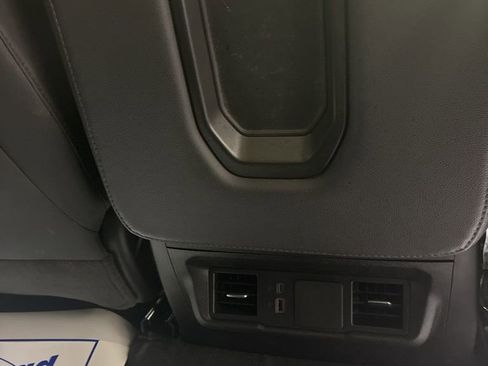 Used 2025 Chevrolet Silverado 2500 Custom w/ Custom Value Package image 26