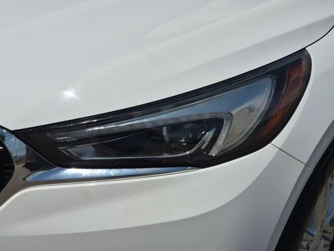 Used 2019 Buick Enclave Essence AWD/4WD image 10