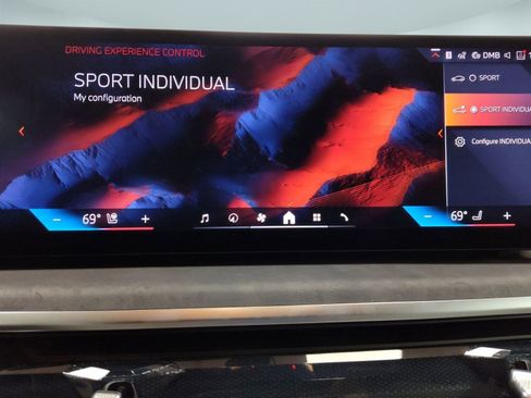 Used 2026 BMW X5 xDrive50e w/ M Sport Package image 21