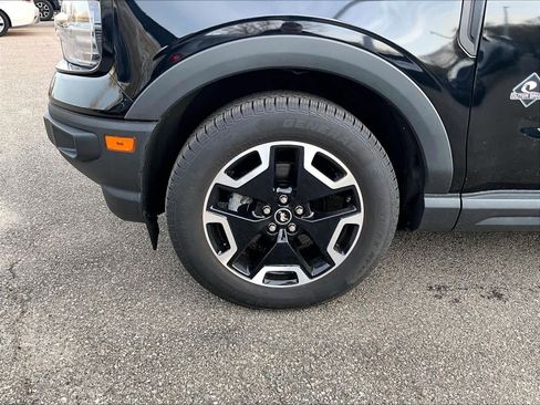 Used 2022 Ford Bronco Sport Outer Banks w/ Tech Package image 4