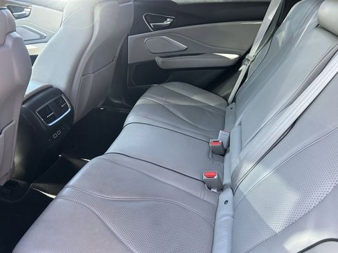 Used 2019 Acura RDX FWD w/ Advance Package image 12