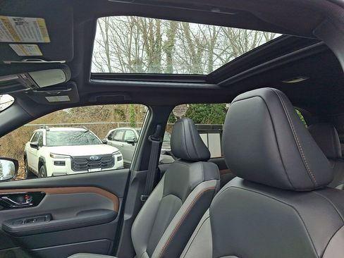 Used 2025 Subaru Forester Sport image 14