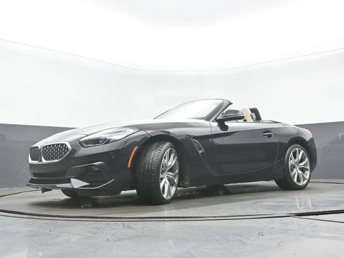 Used 2020 BMW Z4 sDrive30i w/ Executive Package image 27
