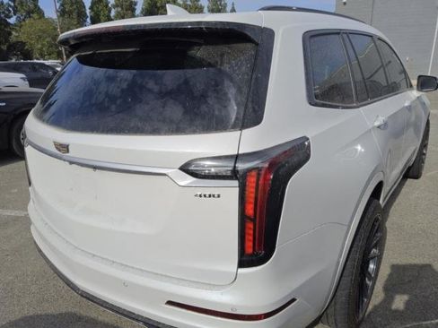 Used 2022 Cadillac XT6 Sport w/ Technology Package AWD/4WD image 22
