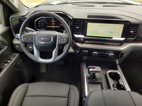 New 2026 GMC Sierra 1500 SLT AWD/4WD image 9