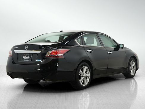Used 2014 Nissan Altima 2.5 SV image 5