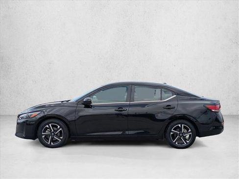 Used 2024 Nissan Sentra SV FWD image 9