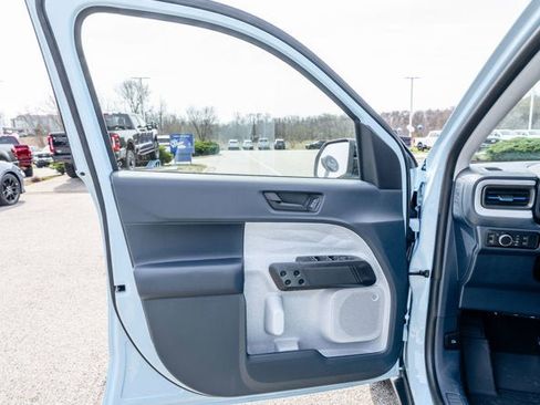 New 2026 Ford Maverick XLT w/ XLT Luxury Package FWD image 26