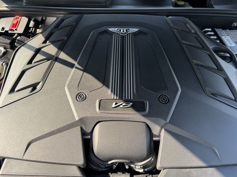 Used 2019 Bentley Bentayga AWD/4WD image 31