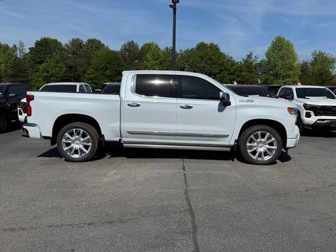 New 2026 Chevrolet Silverado 1500 High Country AWD/4WD image 2