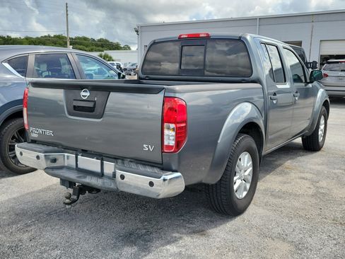 Used 2016 Nissan Frontier SV w/ SV Value Truck Package RWD image 6