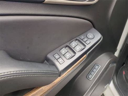 Used 2019 GMC Yukon XL Denali w/ Denali Ultimate Package image 24