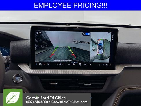 New 2026 Ford Explorer Tremor w/ Tremor Convenience Package AWD/4WD image 21