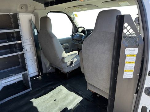 Used 2013 Ford E-350 and Econoline 350 Super Duty image 10