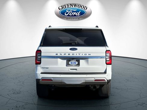 Used 2023 Ford Expedition Limited image 5