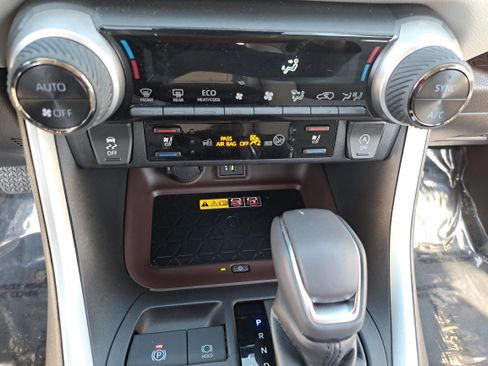 Used 2024 Toyota RAV4 Limited w/ Advanced Technology Package image 24