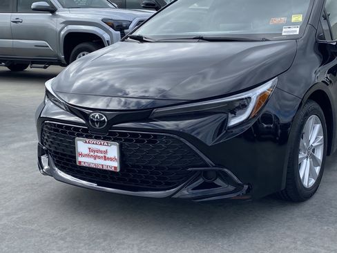 Certified 2024 Toyota Corolla SE w/ SE Package FWD image 7