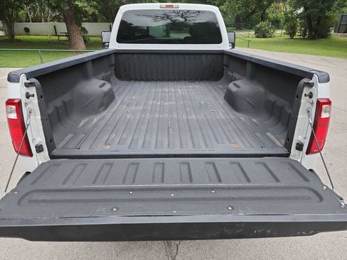Used 2012 Ford F250 XL w/ PWR Equipment Group RWD image 9