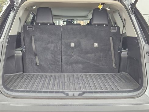 Used 2024 Toyota Grand Highlander XLE image 10
